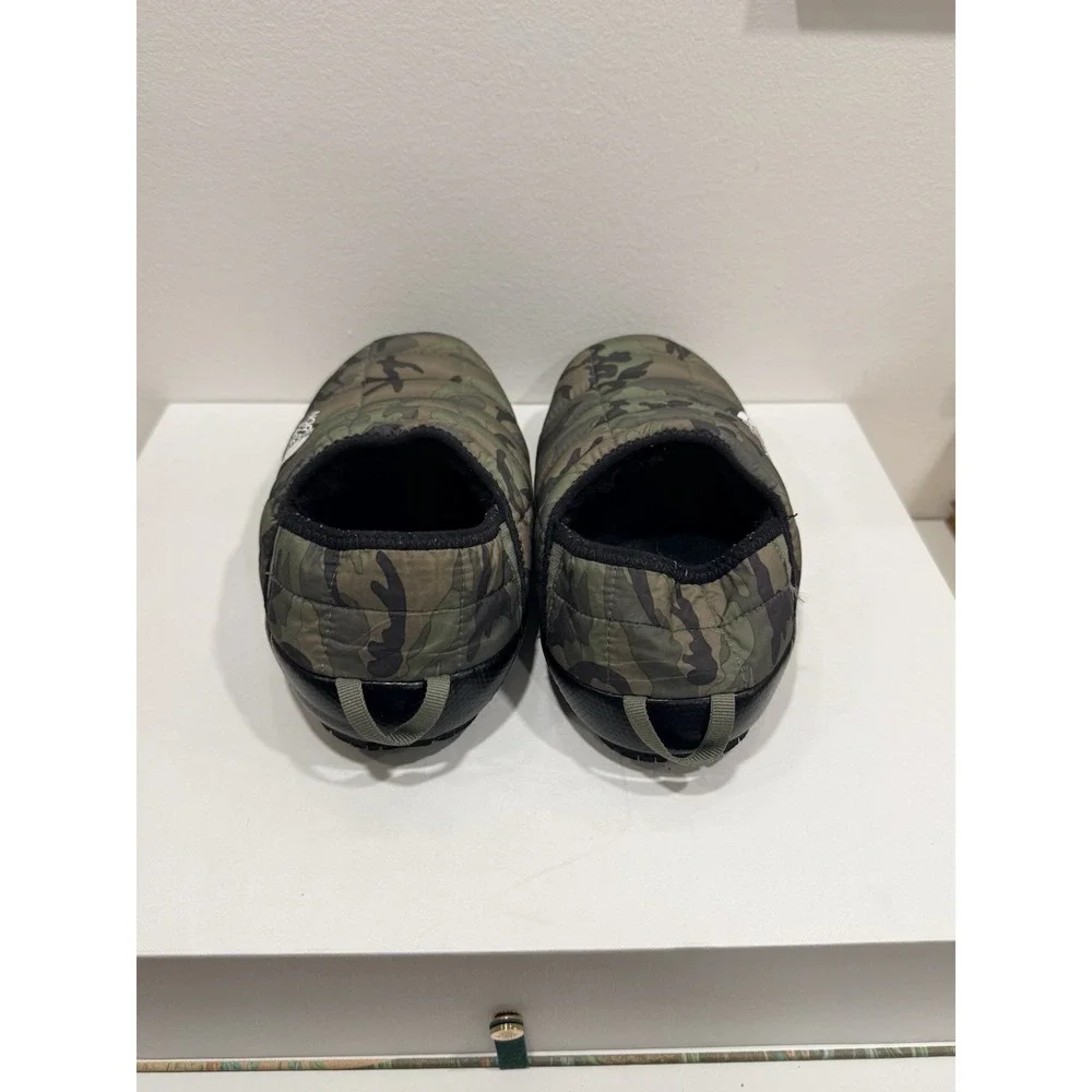 The North Face Men's Size 8 ThermoBall Traction Mules V Slippers Camo MSRP $70